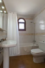 Villa med privat pool, terrasser, chill out og 50 meter fra havet - Image 3