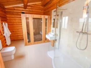 CEDAR LODGE, avec piscine à Greetham, Rutland, Ref 972997 - Image 3