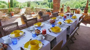 Chiusarella Arceno Rentals Club Chianti Villa exklusiv pool concierge freeWiFi - Image 3
