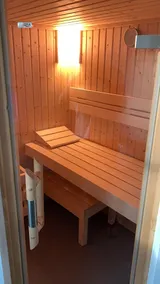 Modern thatched-roof holiday home \"Käptn's Sechser\" incl. free use of sauna, 2 bedrooms - Image 5
