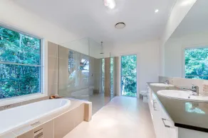 The Frangipani Farm - luxury accommodation on the Sunshine Coast - Image 2