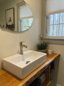 Cozy Cabin Overlooking the River! - Image 3