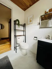 Saranac Lake Village Cure House - Image 3