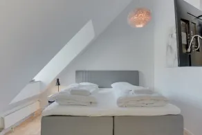 Harbour Penthouse - Image 4