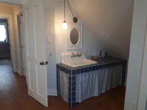 LA BELLE BLANCHE MAISON  DE LOCATION AVEC VUE DU FLEUVE,PRÈS DE MÉTIS - Image 4