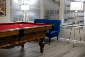 King Bed w/Ensuite | Pool Table Lounge | World Cup - Image 3