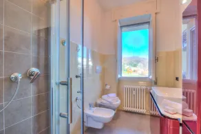 Dolce Orizzonte: 2 Balconies, 50 meters from the Lake Maggiore - Happy Rentals - Image 4