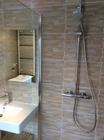 Casa de férias para 6 pessoas, uma vivenda de luxo com casa de banho de luxo, WC separado - Image 2