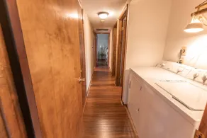Spacious hunting lodge hideaway with stunning views and Private River Access - Image 3