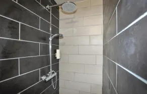 Acomodações de 4 quarto em Baixas - Image 3