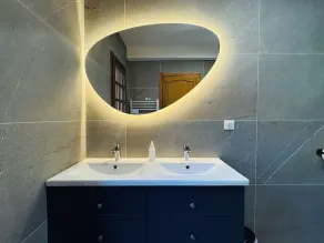Fünf Schlafzimmer Villa mit Pool im charmanten Dorf - Image 3