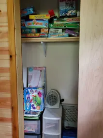 At få minder i søhuset, hunde tilladt.  Dells 30 min væk - Image 2