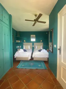 Propriedade campestre deslumbrante com piscina infinita privativa e vistas espetaculares - Image 4