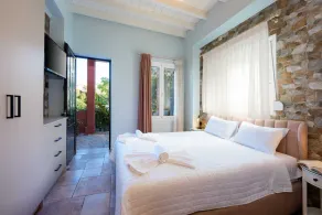 Sofia Apartment 3,  Cozy Apartment in Gaios Center ideal for Couples famillies - Image 5