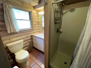 Treetop Hideaway in Tyringham - Image 2