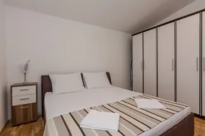 Luxurious apartment with sea view**** <br>3 bedrooms <br>Optional rental car (SUV) - Image 3