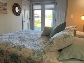Coastal Artist Retreat - Pet Friendly, - perfect for short or long term stay - Image 5