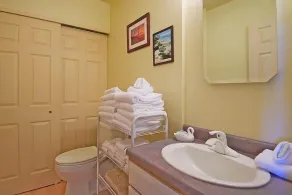 Watch Sea Turtles from this Ocean Front Lanai. Affordable in Paradise! - Image 3