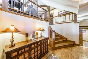Maison de luxe de 4 chambres à coucher à Park City avec une vue imprenable sur la montagne - Image 2