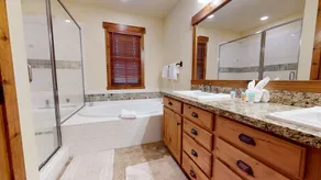 Snowcreek The Lodges #1130 condo - Image 3