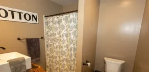 320' of private sandy shore. Pontoon for rent. Sauna/  Hot Tub & Outdoor Shower - Image 3