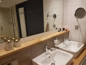 Apartment Rose - Image 3