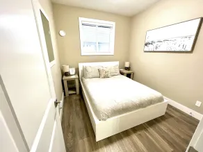 Newer private cozy 1 bdrm suite located 5 mins from all amenities. - Image 5