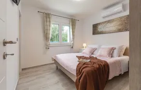 Maison de 2 chambres en bord de mer à Rovinj - Image 4