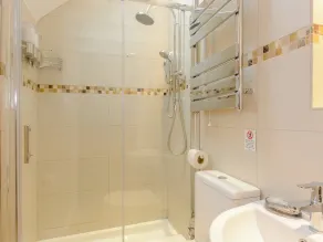 3 Schlafzimmer Unterkunft in Ashford-in-the-Water, near Bakewell - Image 4