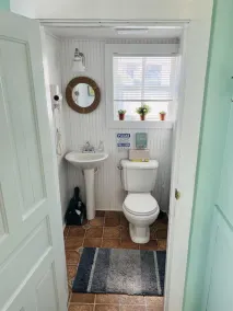 Downtown Historic Gem / 4BR / Steps to the Beaches & Shopping / Private Driveway - Image 2