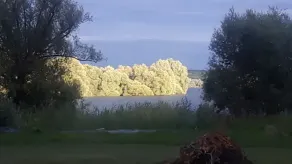Une Yourte Avec vue sur le lac du Der - Image 5