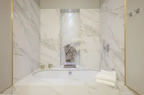 Wonderful suite overlooking the Great Synagogue. 110 m2 -WiFi - AC - Image 4