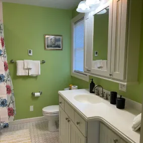 Historic Mt. Vernon House - Perfect family home, walking distance from downtown - Image 5