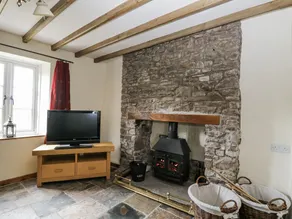 Woods Cottage - Image 2