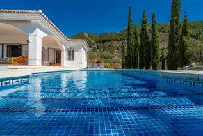 Villa 'Casa Hyam' mit Seeblick, privatem Pool und Klimaanlage - Image 4