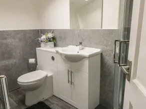 Ted's Place - Image 4
