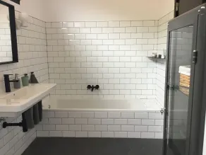 Ny: Modern villa med 180 ° havsutsikt och saltvattenpool - Image 3