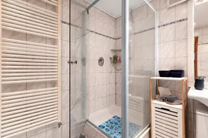 Holiday Apartment 'Mole Valley Ranch 2' with Balcony and Wi-Fi - Image 3