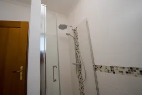 Villa privata con 5 camere da letto e 6 bagni con vista sul mare e sulla riserva naturale - Image 4
