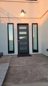 Newly built Gorgeous Guest house with private entrance - Image 5