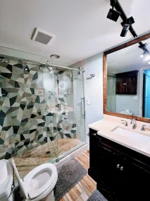 Remodeled 3BR/2BA house in Central Phoenix with a backyard - Image 3