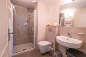 New Luxury 2-Bett-Villa mit Jacuzzi auf Chateau Weingut Estate Villa Corduries - Image 3