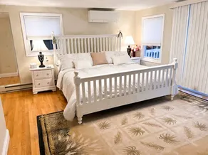 Beautiful 3 bedroom house by the ocean - Image 2