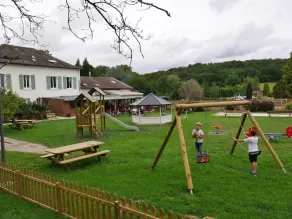 Escapade Nature au Parc de Lorraine - Gîte Lumineux pour 2-4 Pers, Activités & Détente - Image 2