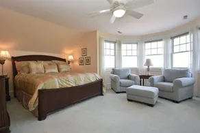ST. MICHAELS ESTATE OFFERS WATERFRONT POOL, PIER, DOCK AND 15 ACS PET FRIENDLY - Image 5