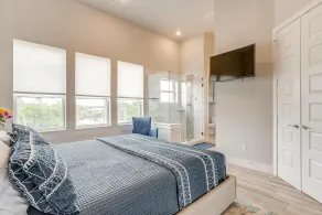 LUXURY DOWNTOWN FORT WORTH VILLA, WALK TO EVERYTHING - Image 5