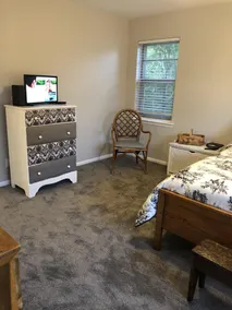SUPER- PRICED CONDO FOR 28 DAYS  OR MORE - Image 5
