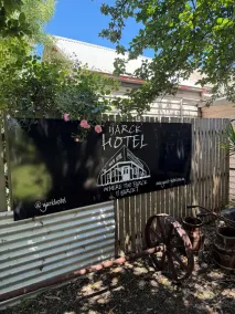 Yarck hotel  - Image 3