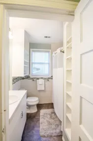 Ask about discounts for longer stays at this Fantastic 3/2  home in Zilker Park - Image 2