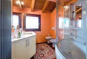 Elegante apartamento em uma posição estratégica, numa zona tranquila - Image 5